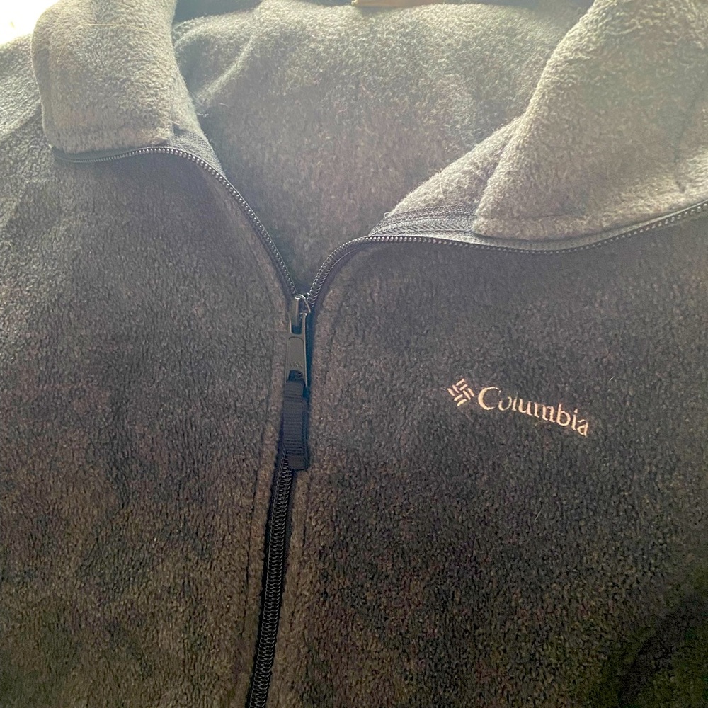 Like new only worn a couple times and doesn’t fit.